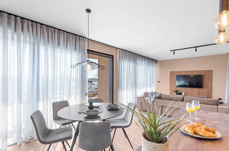 Appartement Villa Querchus Penthouse 8 partment mit Jacuzzi