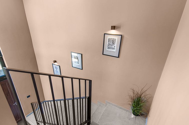 Appartement Villa Querchus Penthouse 8 partment mit Jacuzzi