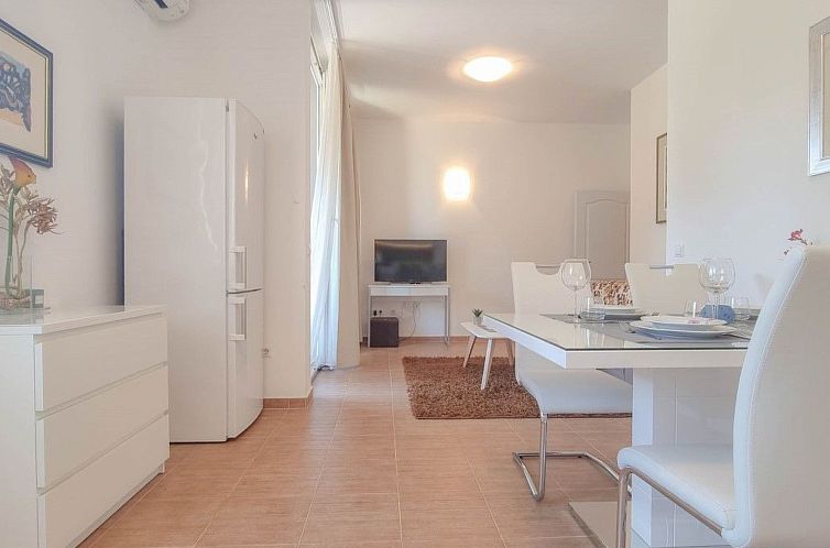 Appartement "Lea" mit Terrasse