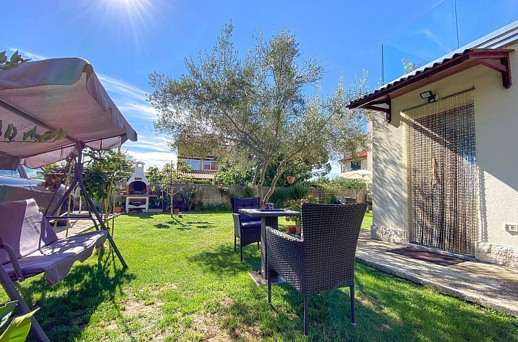 Appartement für 2 Personen ca. 20 m&sup2; in Novigrad, Adri