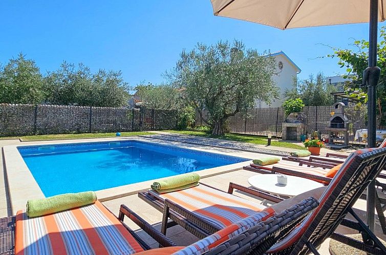 Appartement Wohnung für bis zu 6 Personen mit Schwimmbad