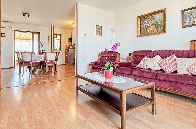Appartement Wohnung für bis zu 6 Personen mit Schwimmbad