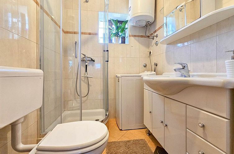 Appartement Wohnung für bis zu 6 Personen mit Schwimmbad