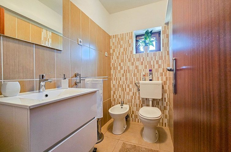 Appartement Wohnung für bis zu 6 Personen mit Schwimmbad
