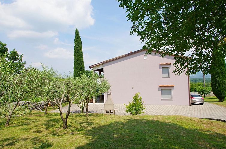 Vakantiehuis Ferienvilla "Nikolina"