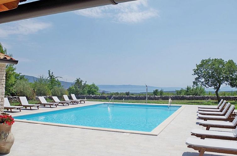 Appartement Wohnung in Rakalj mit Parkplatz und Poolblick