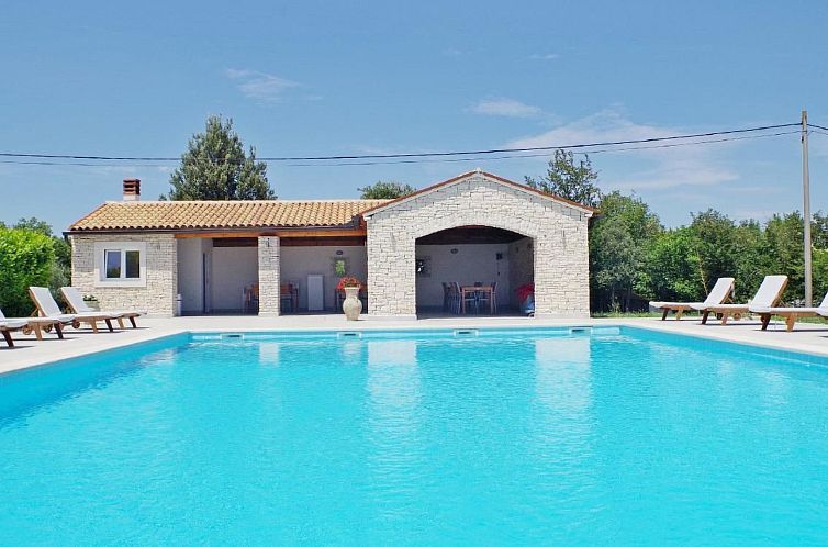 Appartement Wohnung in Rakalj mit Parkplatz und Poolblick