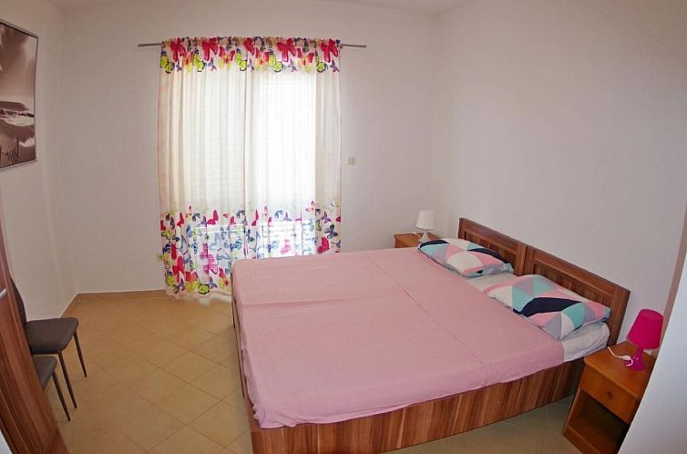 Appartement Wohnung in Rakalj mit Parkplatz und Poolblick