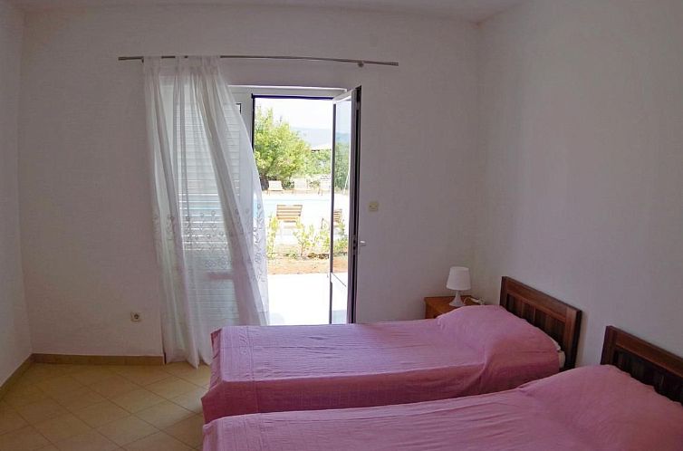 Appartement Wohnung in Rakalj mit Parkplatz und Poolblick