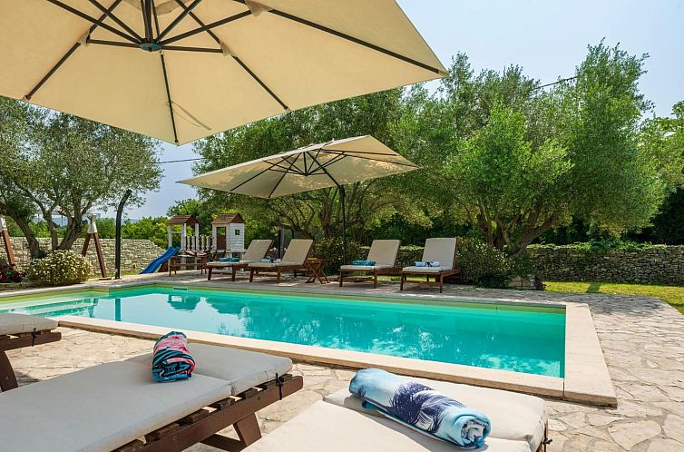 Unterkunft 10116921 - Ferienhaus Istrien - Vakantiehuis Villa mit privatem Pool und großem Garten