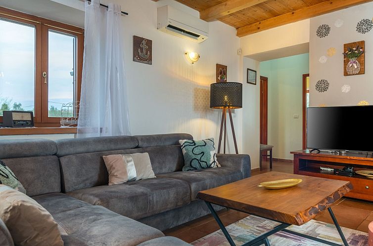 Vakantiehuis Villa mit privatem Pool und großem Garten