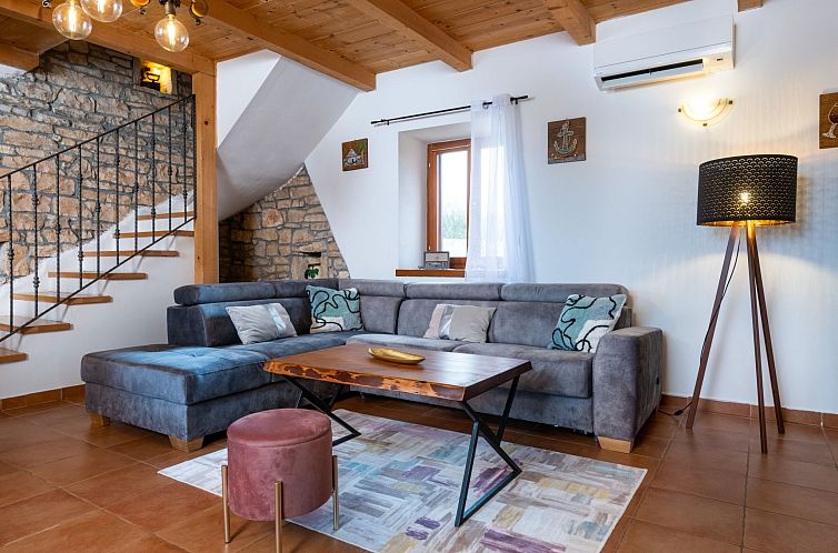 Vakantiehuis Villa mit privatem Pool und großem Garten