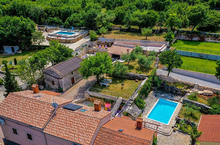 Vakantiehuis Luxuriöse Villa auf großem Privatgrundstück