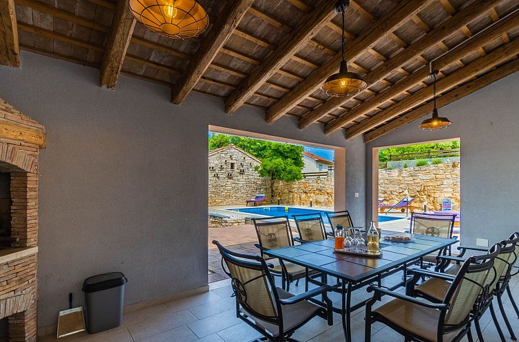 Vakantiehuis Luxuriöse Villa auf großem Privatgrundstück