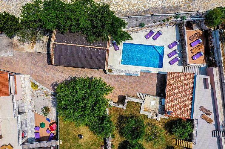 Vakantiehuis Luxuriöse Villa auf großem Privatgrundstück