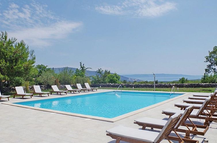 Appartement in Rakalj mit Grill, Garten und Terrasse