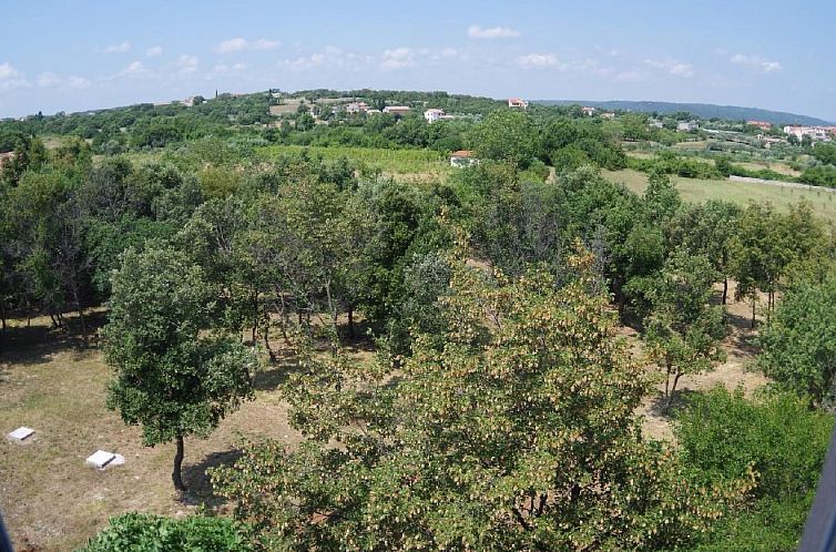 Appartement in Rakalj mit Grill, Garten und Terrasse