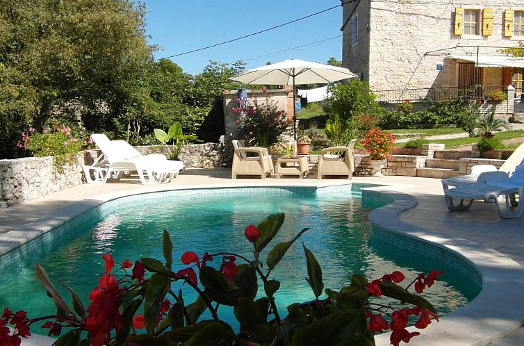 Vakantiehuis Villa 'Vickovi' mit Gemeinschaftspool