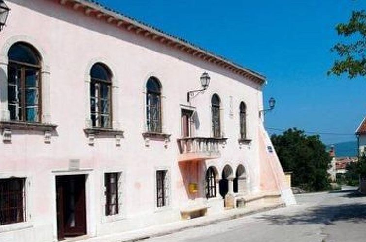 Vakantiehuis Villa 'Vickovi' mit Gemeinschaftspool