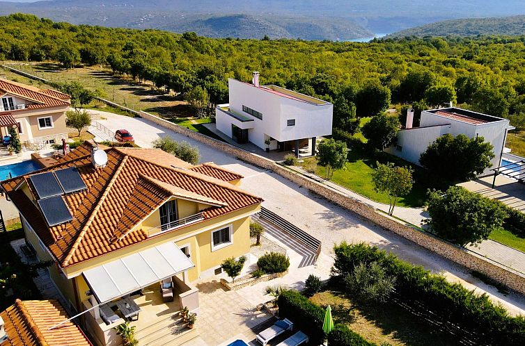 Vakantiehuis Villa Krase mit Pool