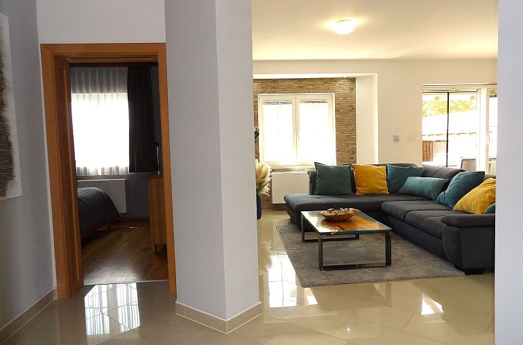 Vakantiehuis Villa Krase mit Pool