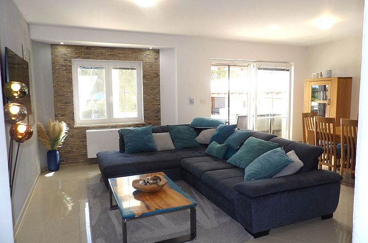 Vakantiehuis Villa Krase mit Pool