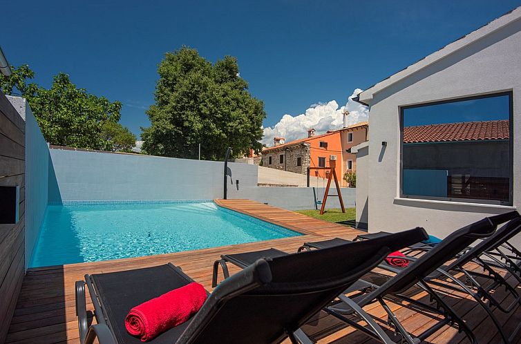 Unterkunft 10116949 - Ferienhaus Istrien - Vakantiehuis Villa Korina