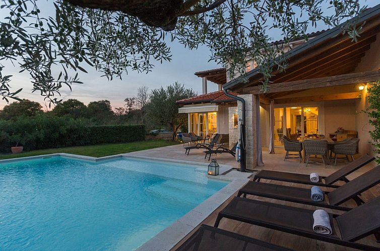 Vakantiehuis Villa Nar