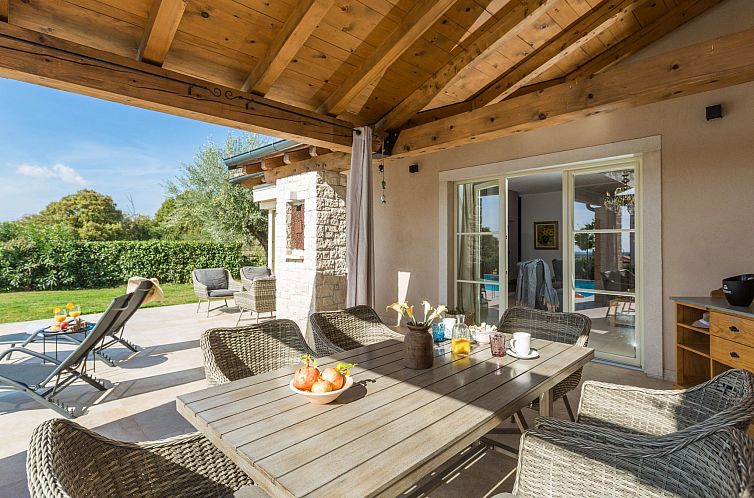 Vakantiehuis Villa Nar
