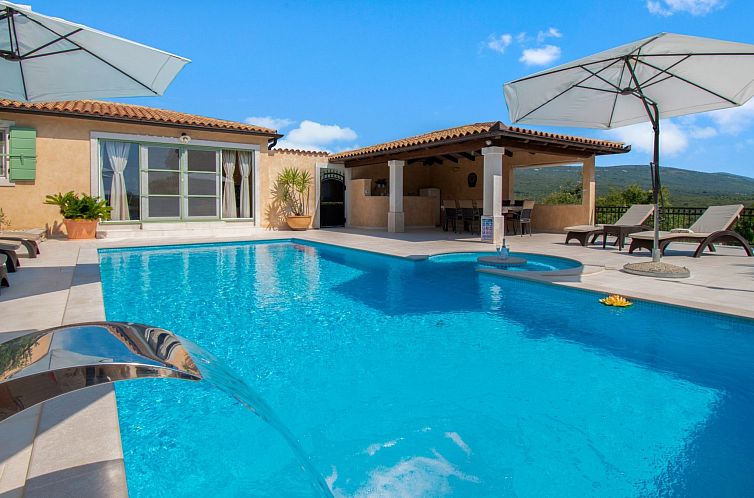 Vakantiehuis Villa Vlacich