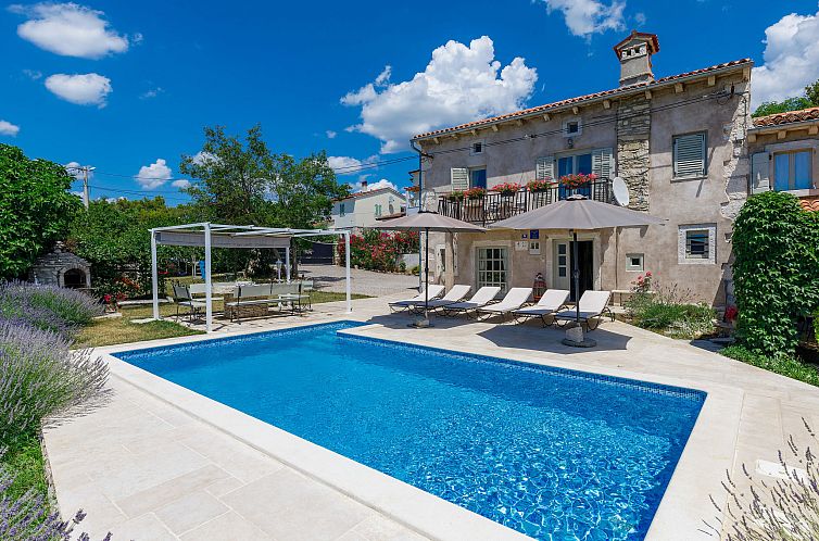 Verblijf 10117616 - Vakantiewoning Istrie - Vakantiehuis Villa Domenica