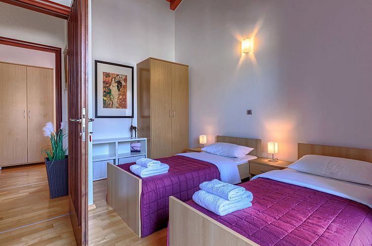 Vakantiehuis Dlan