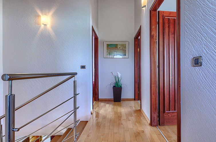 Vakantiehuis Dlan
