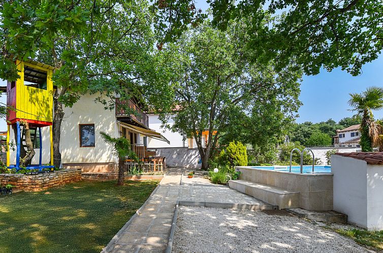 Vakantiehuis Ajla