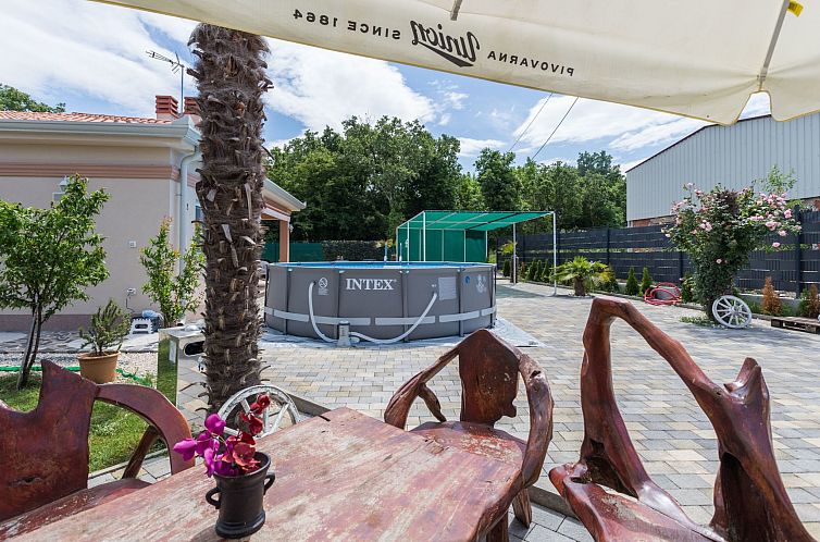 Vakantiehuis Villa Bianca mit Pool nah am Lanterna Resort