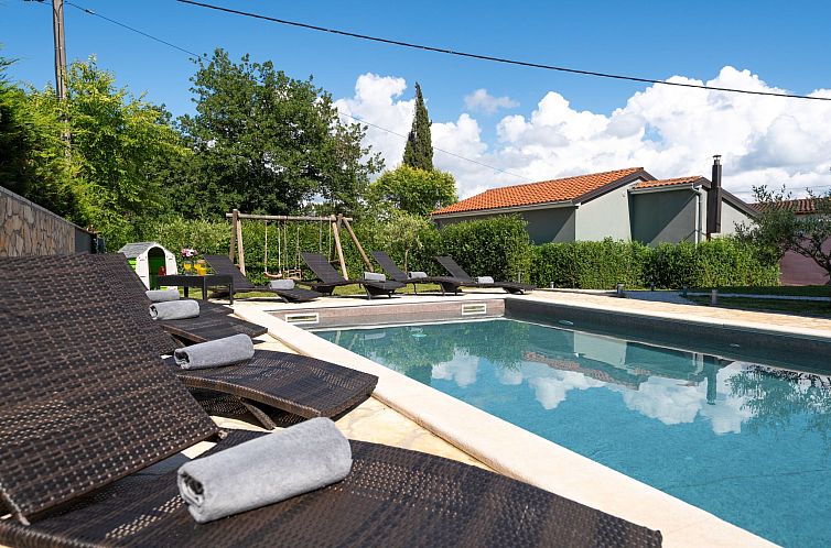 Vakantiehuis Casa Viola mit Pool, unweit von Lanterna Resort