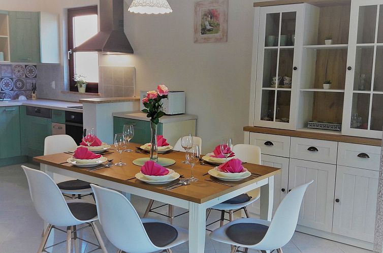 Vakantiehuis Chiara in Rogivici