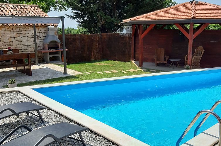 Vakantiehuis Chiara in Rogivici