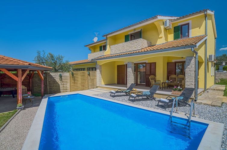 Vakantiehuis Chiara in Rogivici