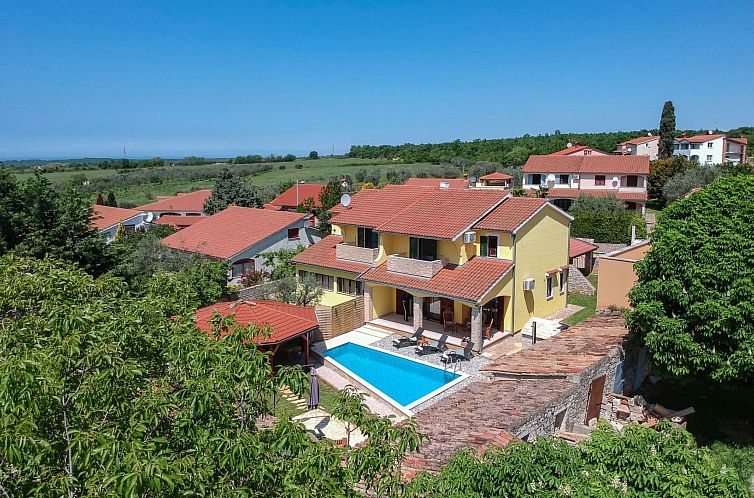 Vakantiehuis Chiara in Rogivici