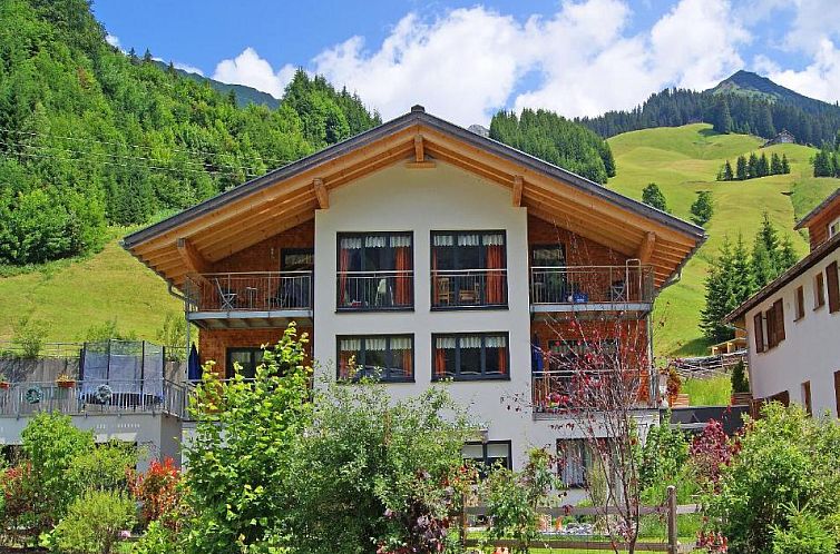 Guest house 1011810 - Apartment Vorarlberg - Alpina Appartements