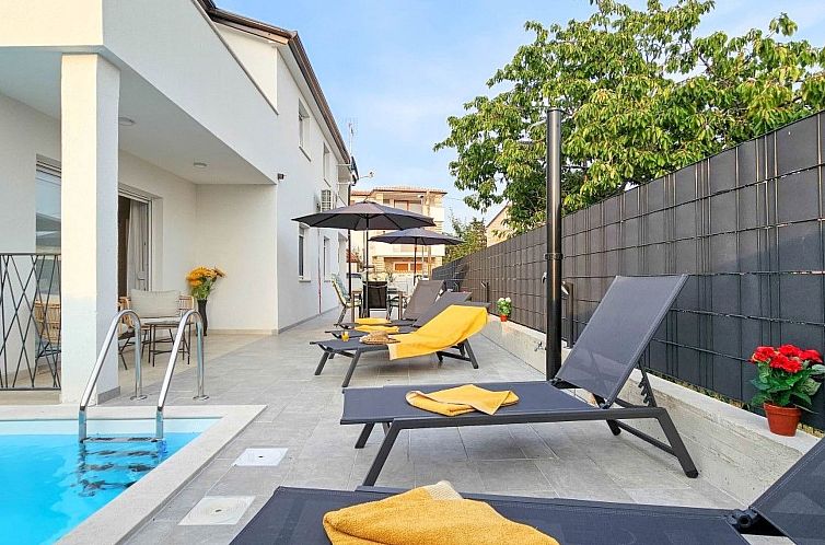 Unterkunft 10118216 - Ferienhaus Istrien - Vakantiehuis mit Privatpool für 6 Personen ca. 185 m&sup2; 