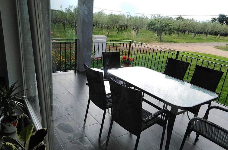 Vakantiehuis mit Terrasse, Grill und Garten