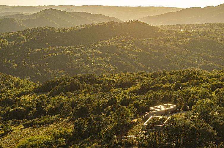 Vakantiehuis Ferienvilla MIstra mit privatem Pool