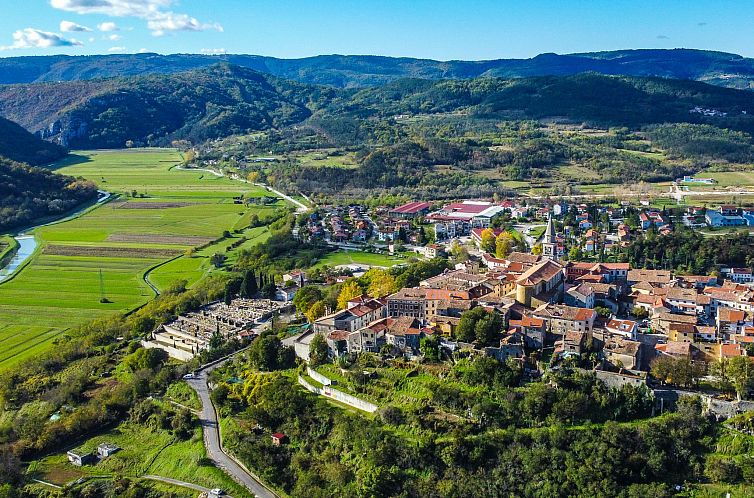 Vakantiehuis Ferienvilla MIstra mit privatem Pool