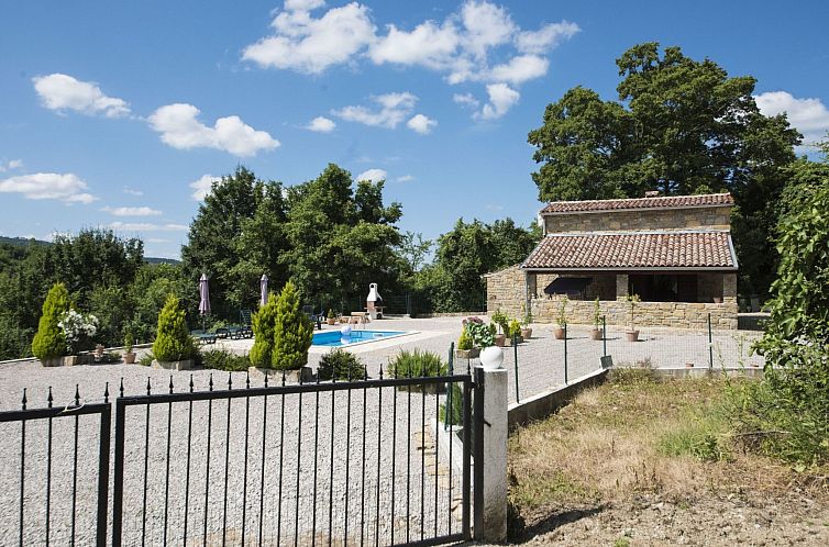 Vakantiehuis mit eigenem Pool