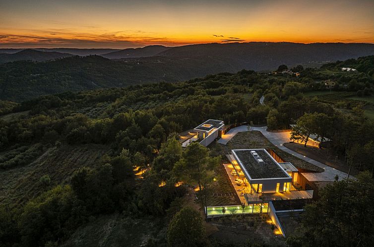 Vakantiehuis Ferienvilla Villa L Istra mit privatem Pool