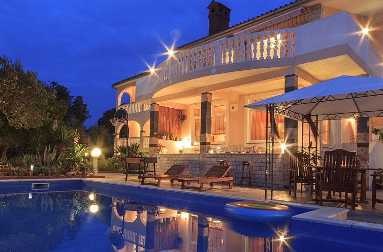 Unterkunft 10120204 - Ferienhaus Istrien - Vakantiehuis Villa Natalia Peroj,  mit privaten Pool