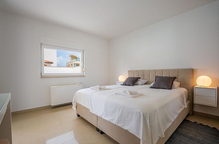 Vakantiehuis 4 Schlafzimmer, 3 Badezimmer, Küche, Wohnzimme