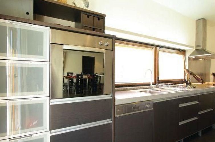 Vakantiehuis Luxuriöse Villa mit riesigem Olivenbaum-Garten